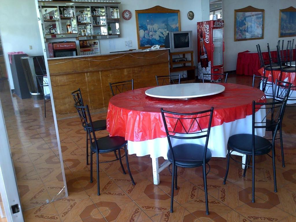 Ladaga Inn & Restaurant パングラオ エクステリア 写真